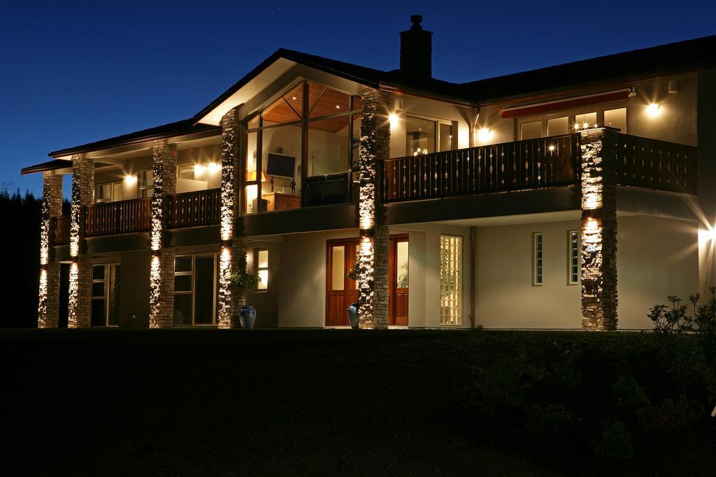 Chalet Eiger Villa Taupo Exterior photo